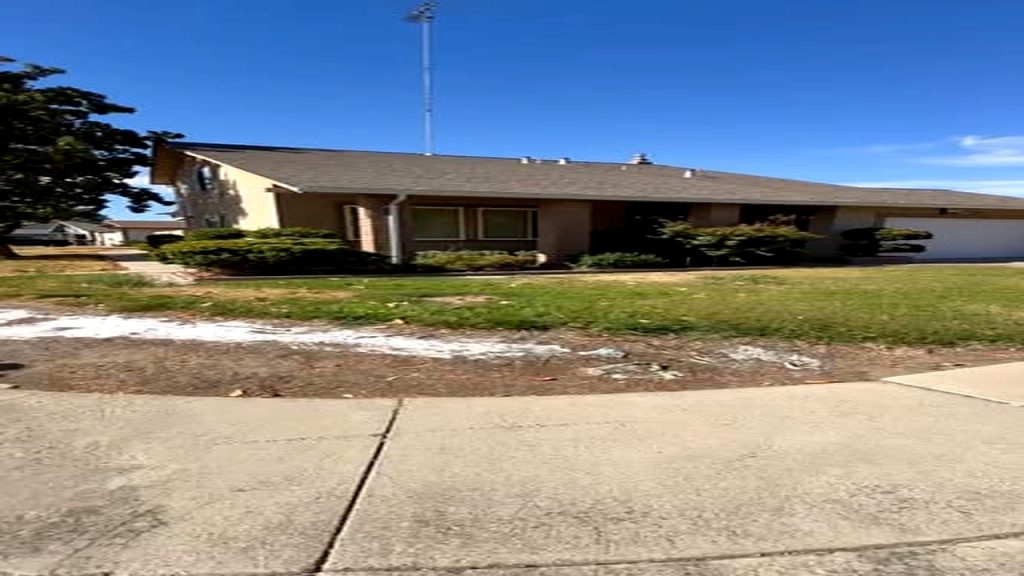 Home exterior linked to story of selling after life change
